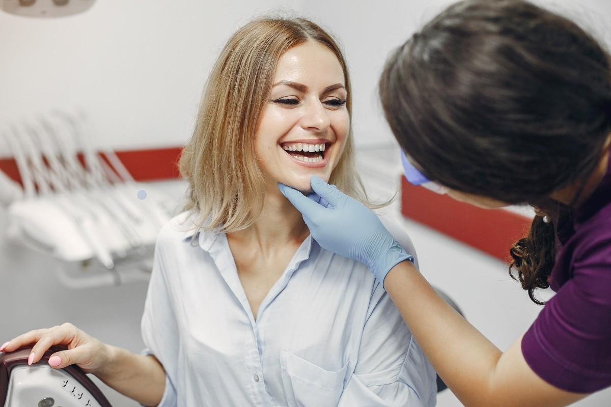Gentle Cosmetic Dentistry Options for Adults in Newark | Main Street Dental